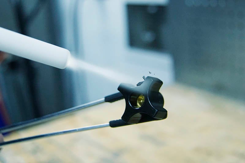 The most effective deburring and deflashing method